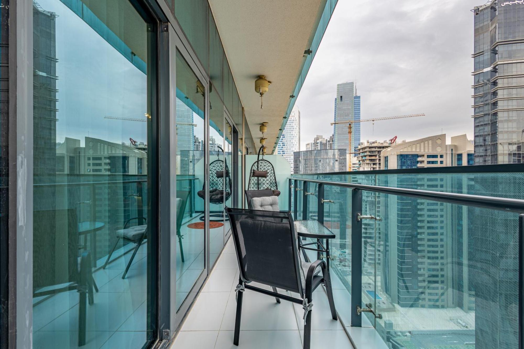 Stylish 1br Business Bay - Near Metro - Balcony With Views