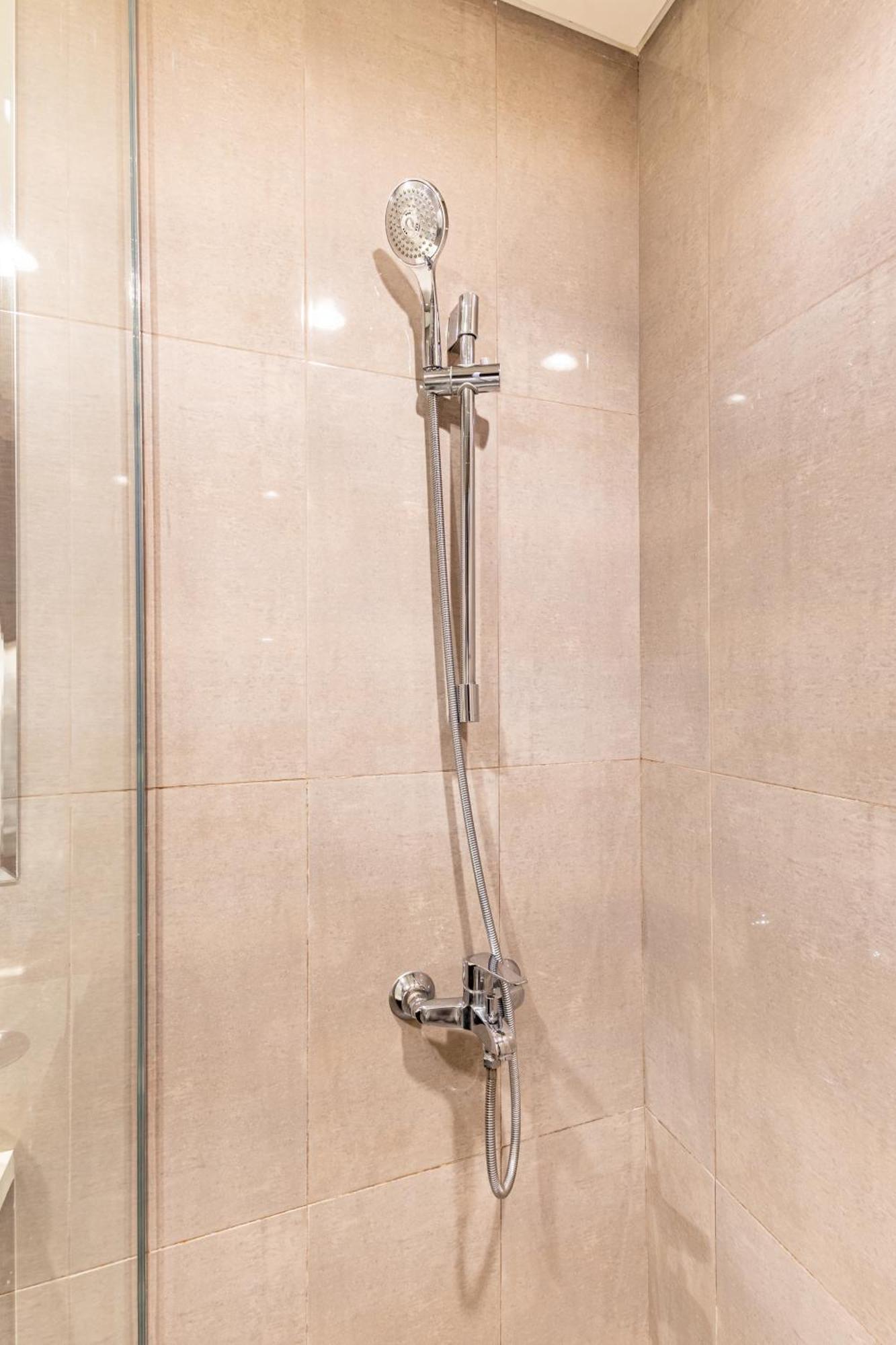 Apartment Stylish 1br Business Bay - Near Metro - Balcony With Views Dubai
