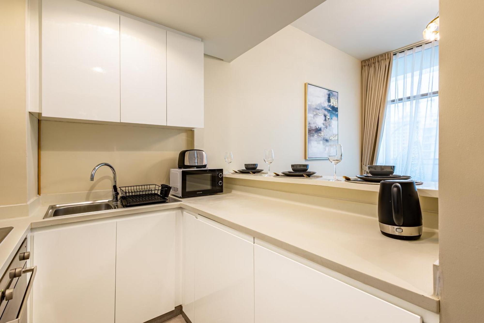 Stylish 1br Business Bay - Near Metro - Balcony With Views Apartment Dubai
