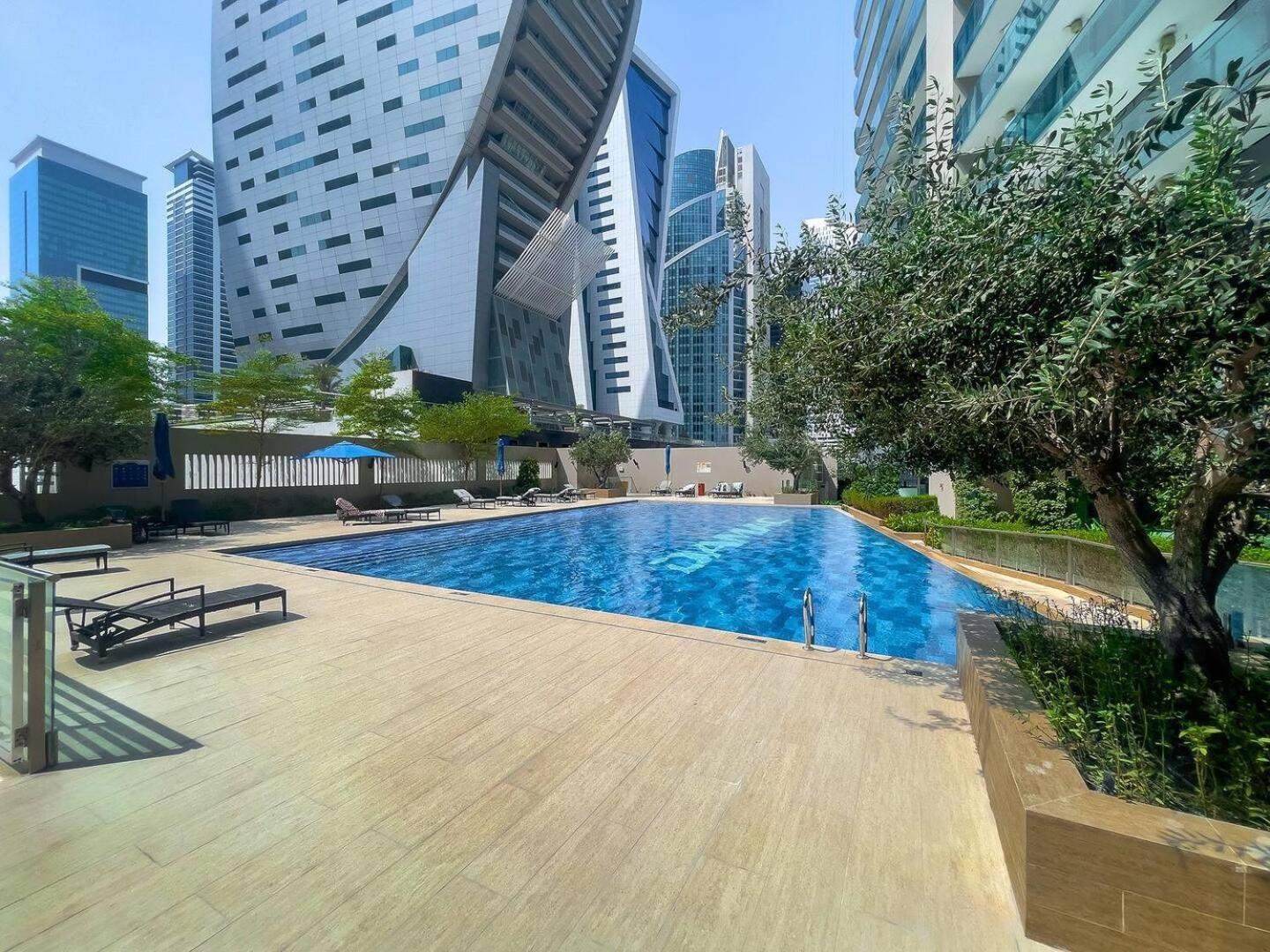 Stylish 1br Business Bay - Near Metro - Balcony With Views * Dubai